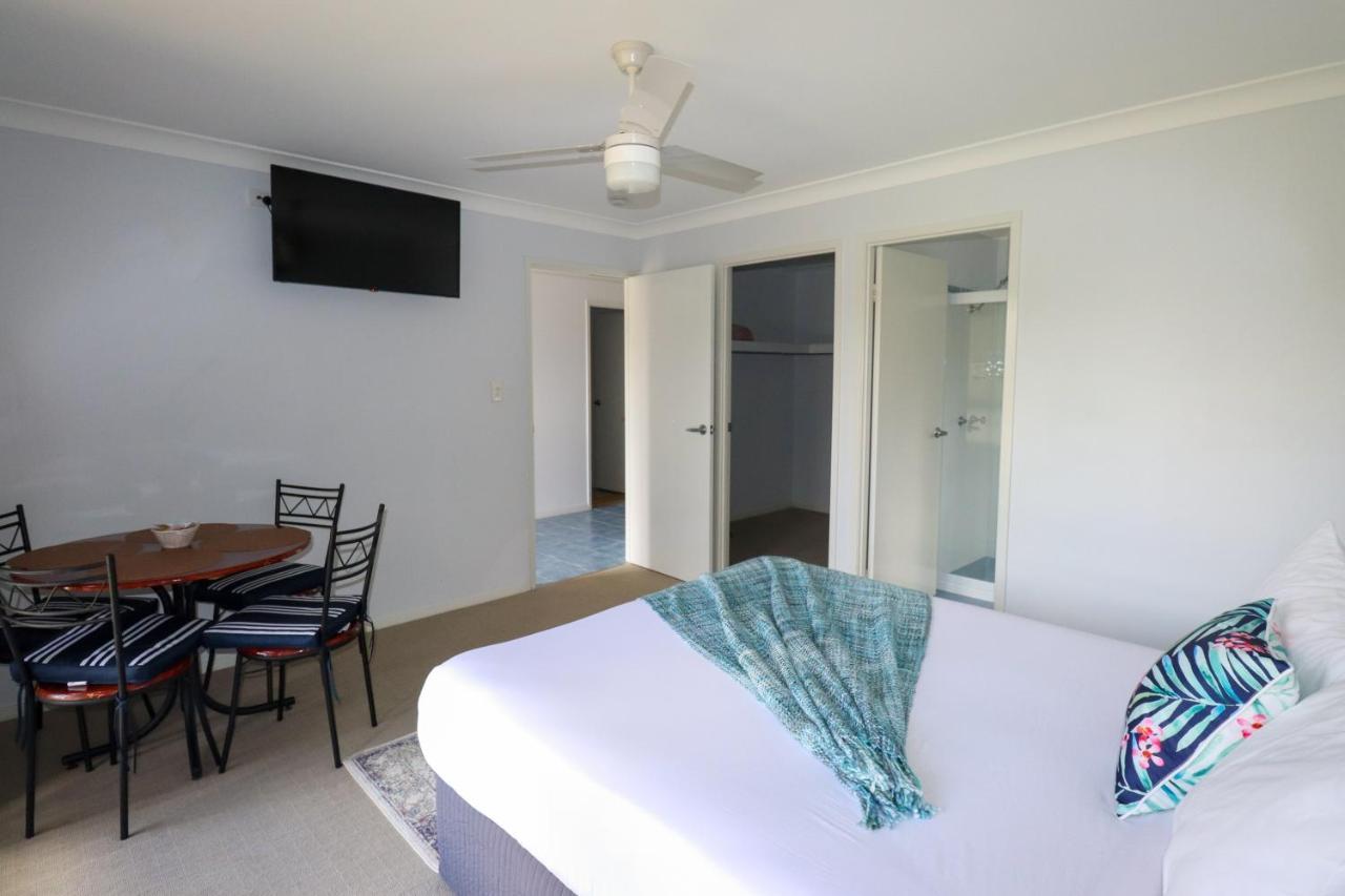 Blk Stays Guest House Deluxe Units Morayfield المظهر الخارجي الصورة